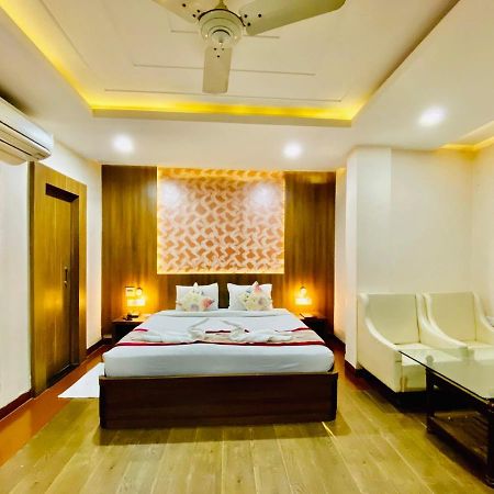 Allāhābād Junction Hotel Ajay International المظهر الخارجي الصورة