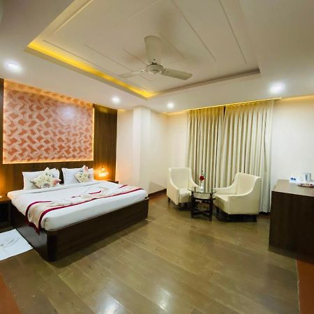 Allāhābād Junction Hotel Ajay International المظهر الخارجي الصورة