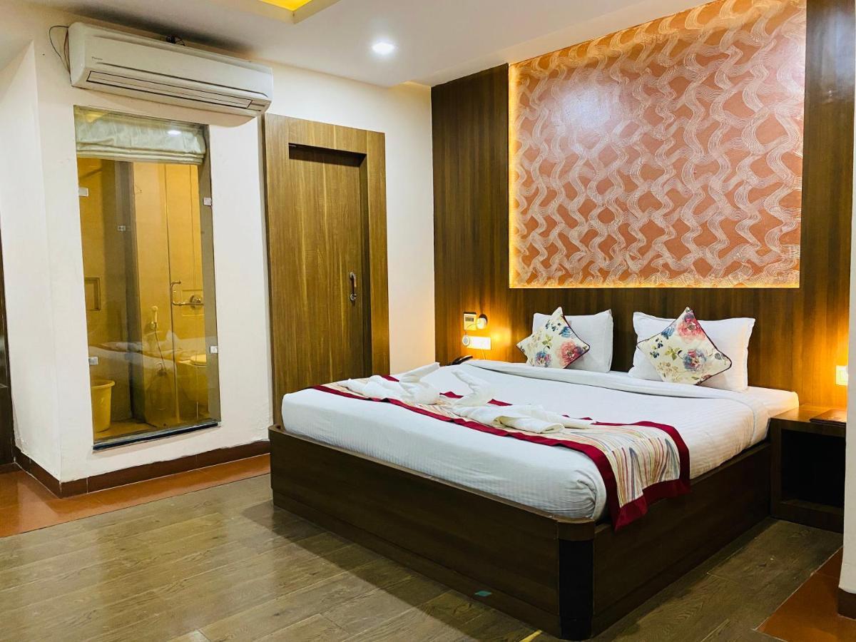Allāhābād Junction Hotel Ajay International المظهر الخارجي الصورة