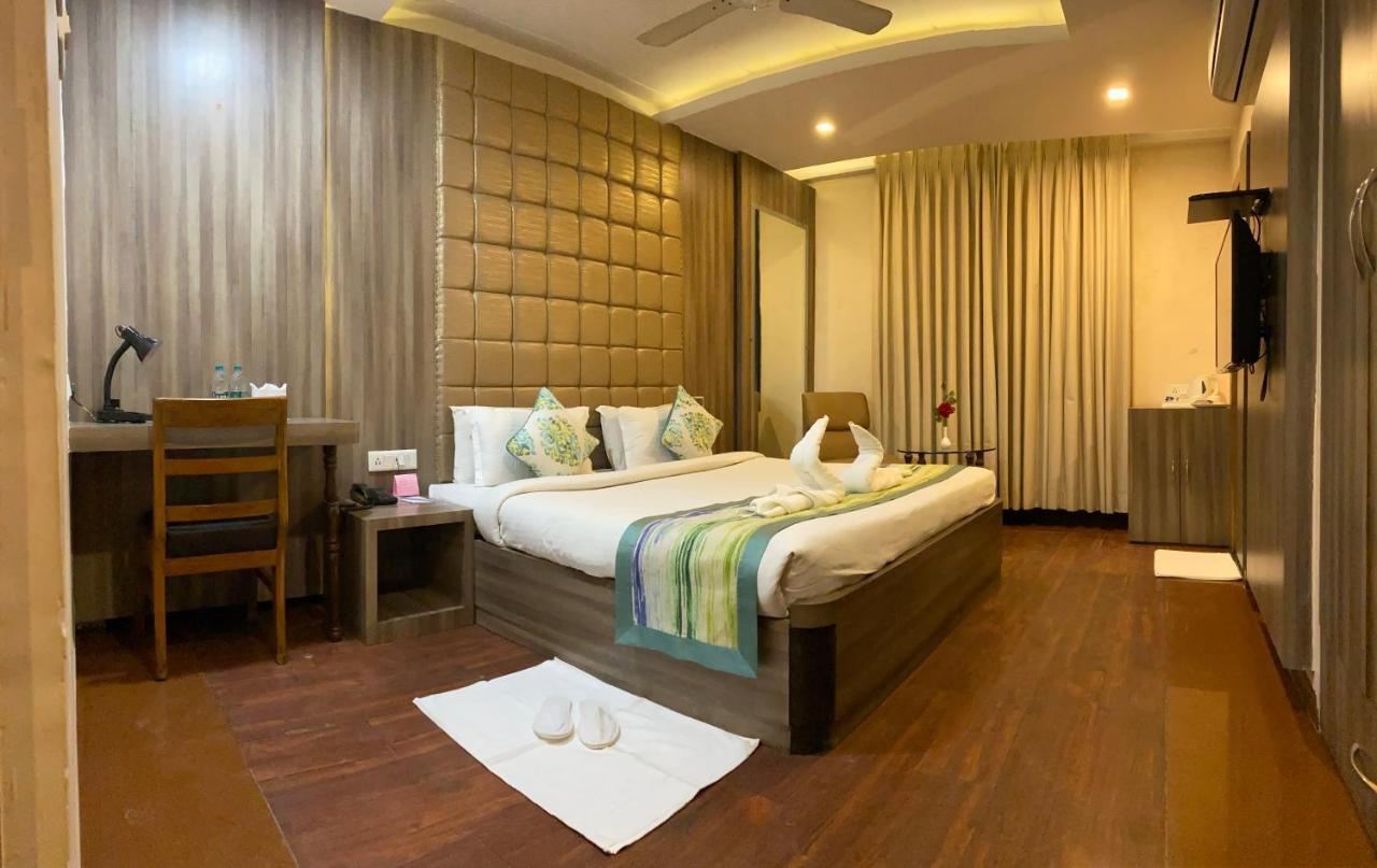 Allāhābād Junction Hotel Ajay International المظهر الخارجي الصورة