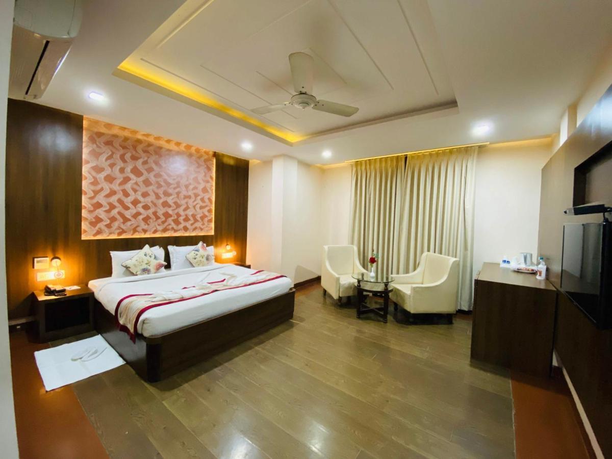 Allāhābād Junction Hotel Ajay International المظهر الخارجي الصورة